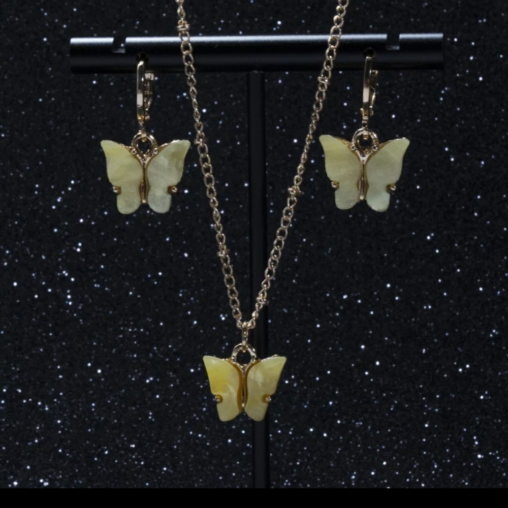 Green Butterfly Necklace